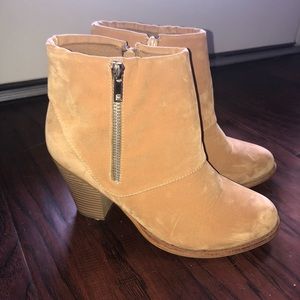 Pierre Dumas Booties